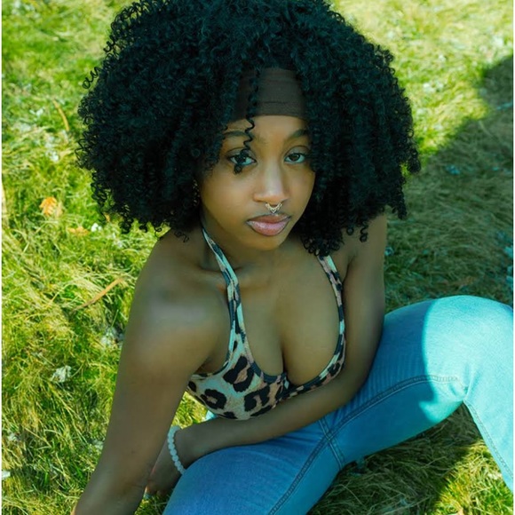 Profile Picture of Assata Smith (@gyaldemahbubble) on Poshmark