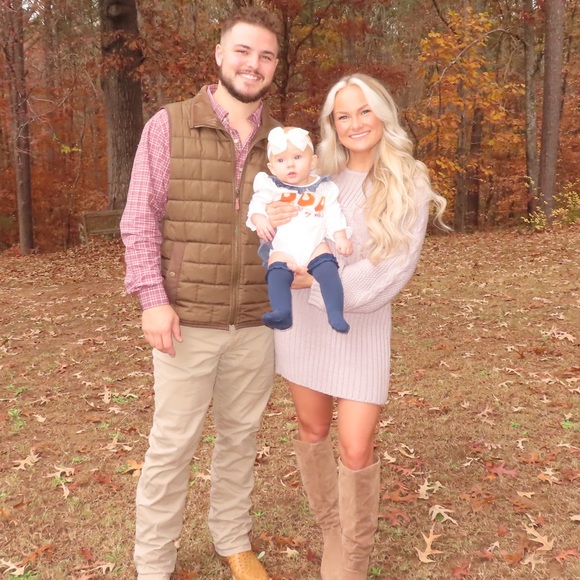 Profile Picture of Summer Daniels (@summerrrd) on Poshmark