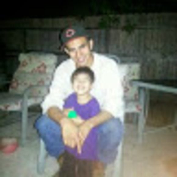 Profile Picture of Mike Cruz (@mikecruz628) on Poshmark