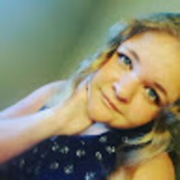 Profile Picture of Megan Troxler (@megantroxler4) on Poshmark