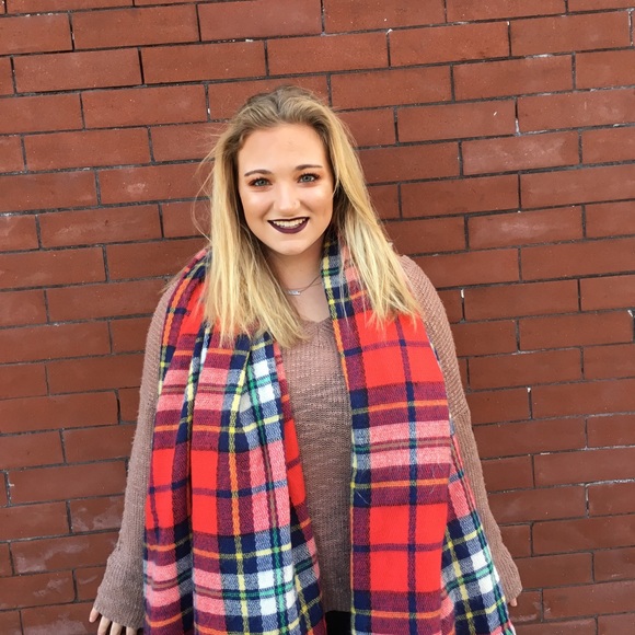 Profile Picture of Clare Fleming (@clare_fleming) on Poshmark