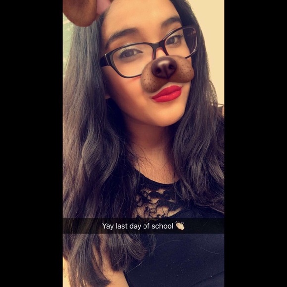 Profile Picture of Justine Cano (@justeeyy) on Poshmark