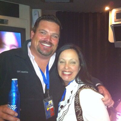 Profile Picture of Amy Staudt (@StaudtFamily) on Twitter