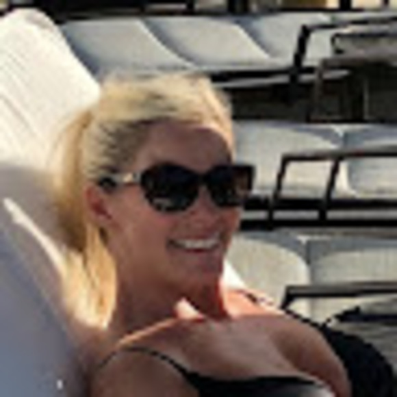 Profile Picture of Dina Duncan (@roccojager2022) on Poshmark