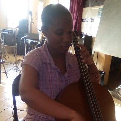 Profile Picture of Cassandra G.Castor (@CastorG) on Twitter