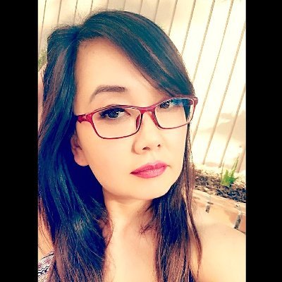 Profile Picture of Danna Williams (@Burgundydanna) on Twitter