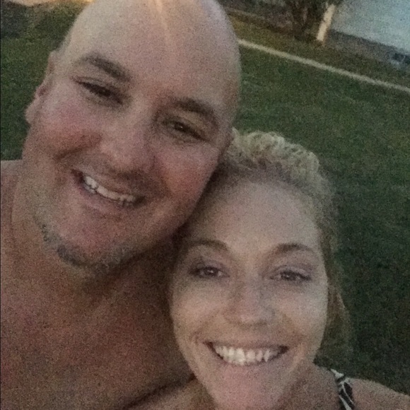 Profile Picture of Shauna Edgar hahn (@hahns02) on Poshmark