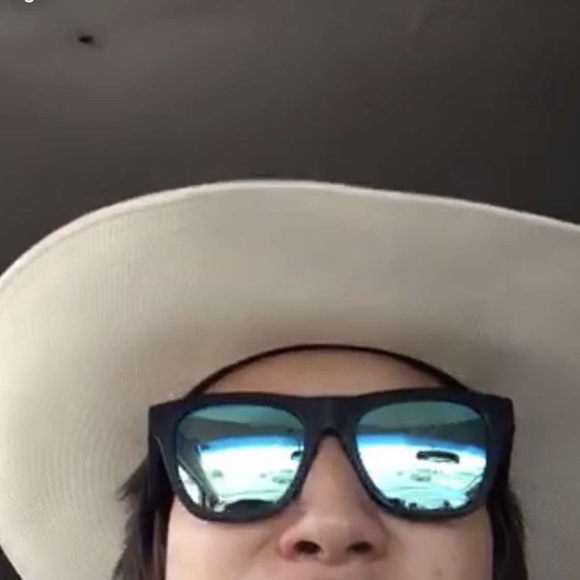 Manolo Machinena - Poshmark Profile Picture of Manolo Machinena (@machman33) on Poshmark