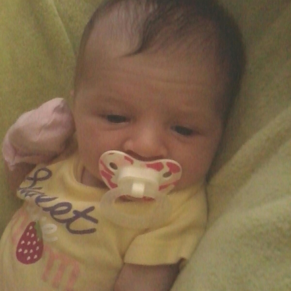 Profile Picture of Kristen Vanloon (@kvanloon090304) on Poshmark