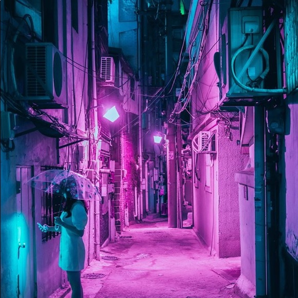 Profile Picture of Adam Weinreb (@adw27) on Poshmark