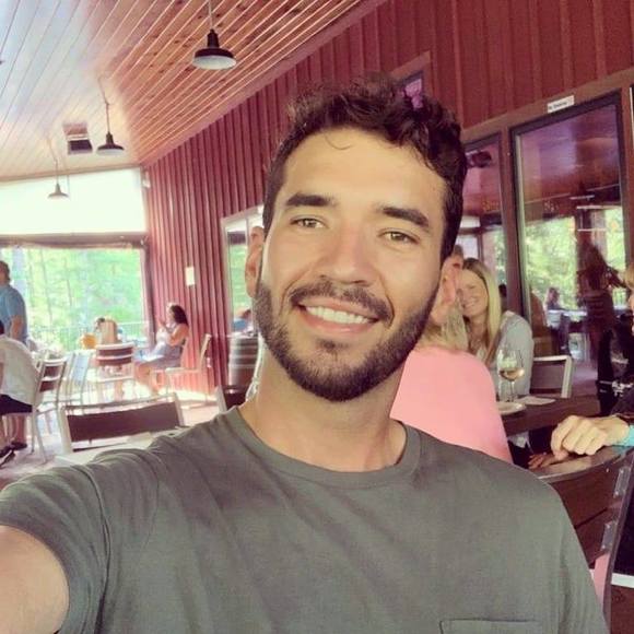 Profile Picture of Ulises Ramos (@ulisesramos864) on Poshmark