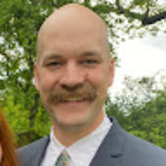 Profile Picture of Carl Freeman (@carbolater) on Poshmark