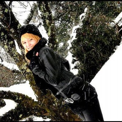 Profile Picture of Déborah André-Masse (@Debbie01350) on Twitter