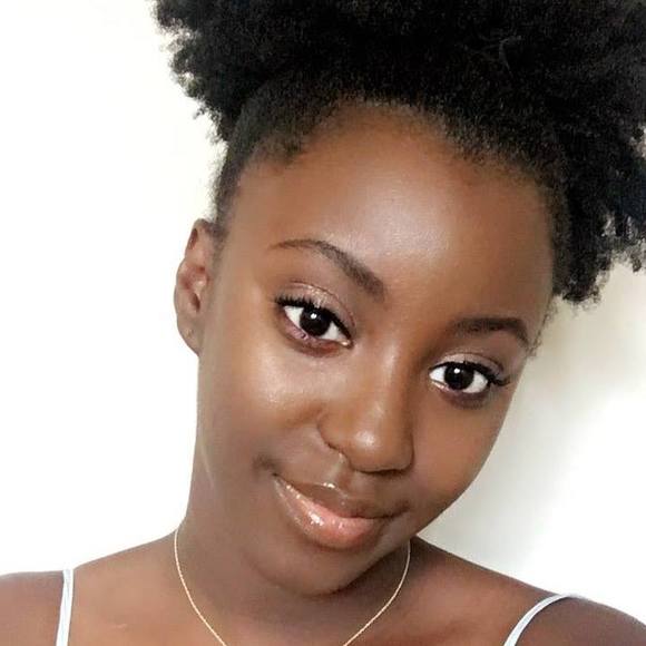 Candy Thomas - Poshmark Profile Picture of Candy Thomas (@cthomas16) on Poshmark