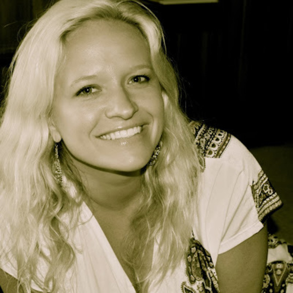 Profile Picture of Christie Milby (@christiemilby) on Poshmark