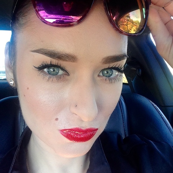 Profile Picture of Leela Fazzuoli (@balletstar88) on Poshmark