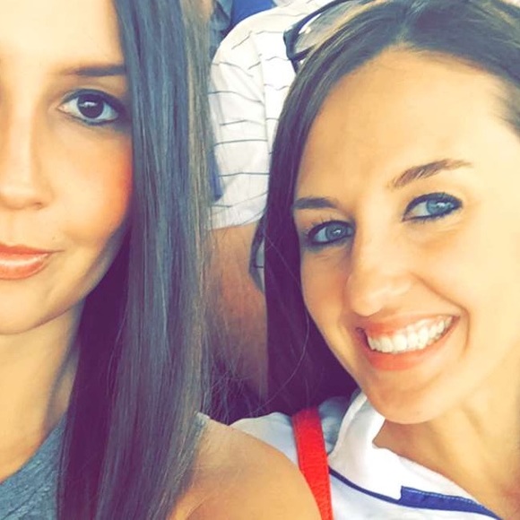 Profile Picture of Aly Baietto (@abaietto) on Poshmark