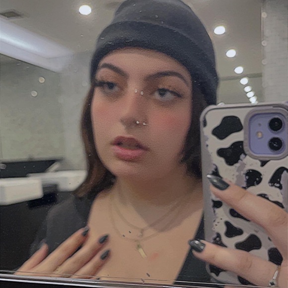 Profile Picture of Paris Sahyoun (@fairylord) on Poshmark