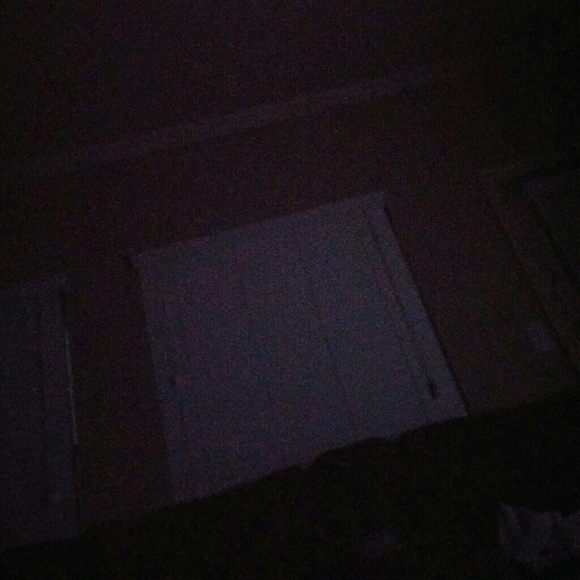 Profile Picture of Stefani Binnicker (@stefbinnicker) on Poshmark