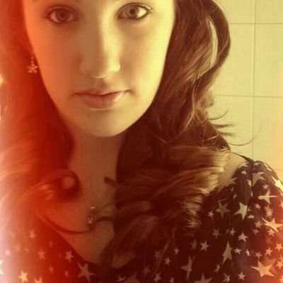 Profile Picture of Lois Andrews (@lois_jade_xox) on Twitter