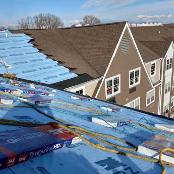 Profile Picture of Neztor Agular (@neztoragular1) on Poshmark