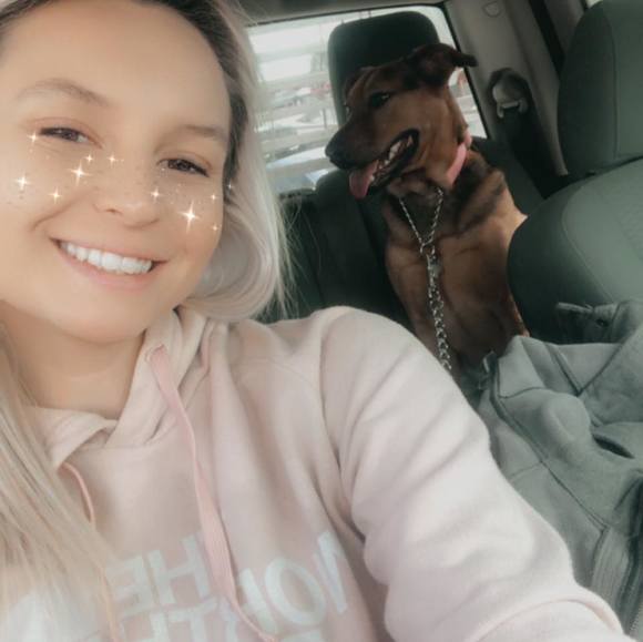 Profile Picture of Shantelle Campbell (@shantellecampbe) on Poshmark