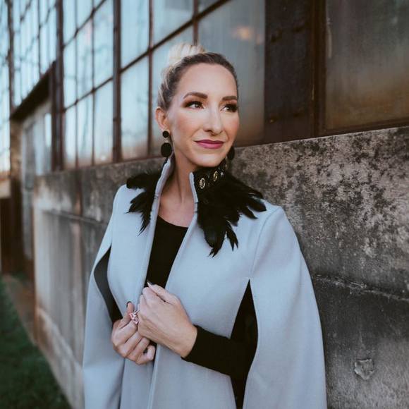 Profile Picture of Shel Gianaris (@shelgianaris1) on Poshmark