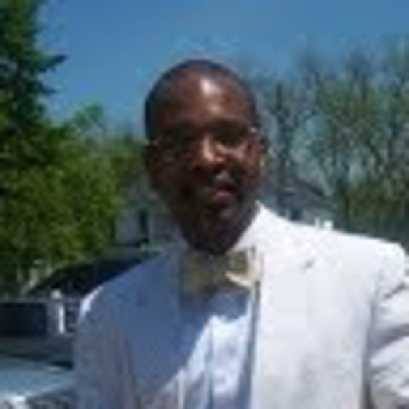 Profile Picture of Gary Sharp (@garysharp) on Poshmark
