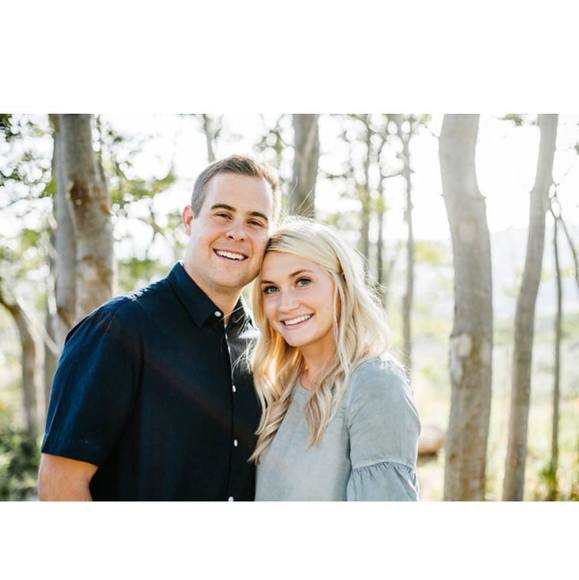 Profile Picture of Joellen Runia (@joellenrunia) on Poshmark