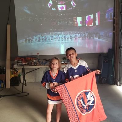 Profile Picture of Bryan Da Costa (@FanaticHockyDad) on Twitter