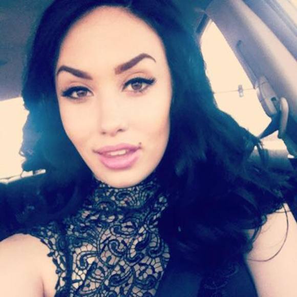 Profile Picture of Korinnajean Kartes (@korinnajean) on Poshmark