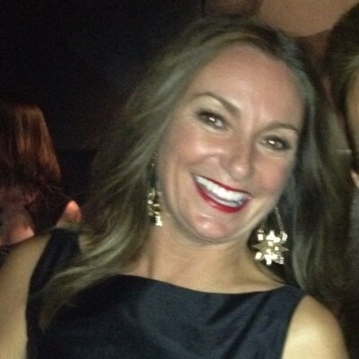 Profile Picture of Nichola (@NickyFosterMUA) on Twitter