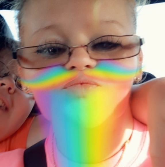 Profile Picture of Lois Crouse (@knowurroll69) on Poshmark