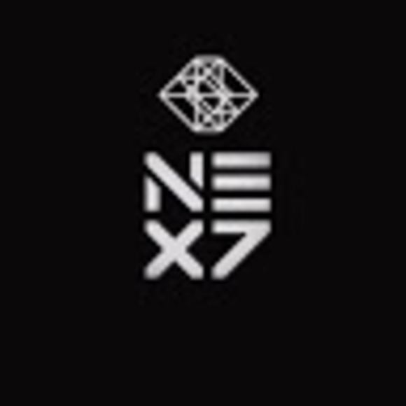 Profile Picture of Joanna Tang (@joanna4tang) on Poshmark