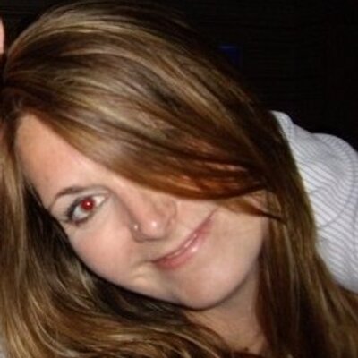 Profile Picture of Julia MacKenzie (@JMacKers1982) on Twitter