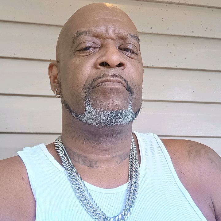 Profile Picture of coreybogans (@coreybogans) on Tiktok