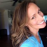 Profile Picture of Jennifer (@mackenziecalligraphy) on Instagram