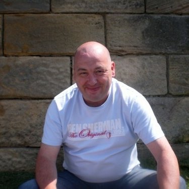 Profile Picture of Mark Bartlett (@@RockabillyGuy67) on Twitter