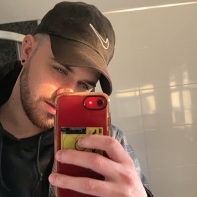 Profile Picture of Selby (@_TomSelby) on Twitter