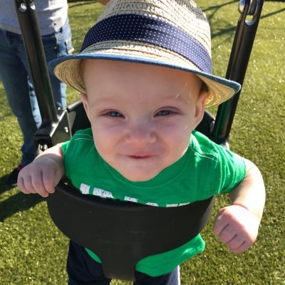 Profile Picture of Chris Clore (@listen2news) on Twitter