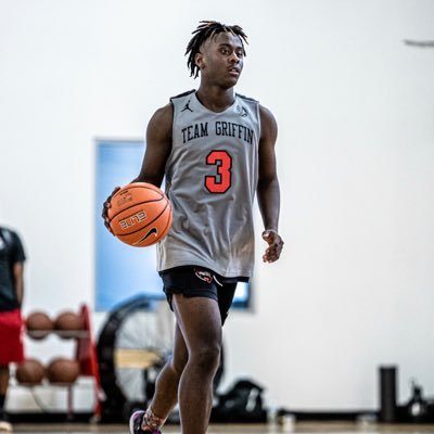 Profile Picture of JJ™️ (@jay5white) on Twitter