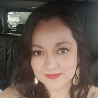 Profile Picture of Jeannine Monroy (@jeanmonroy) on Instagram