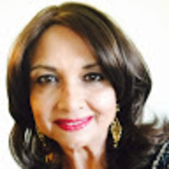 Profile Picture of Yasmin Ranney (@shaanaazaa) on Poshmark