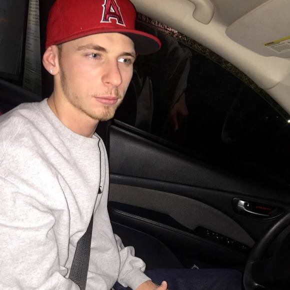 Profile Picture of Joey Walsh (@tweeksmoney1993) on Poshmark