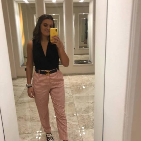 Profile Picture of Daorsa Gllogu (@daorsagllogu) on Poshmark