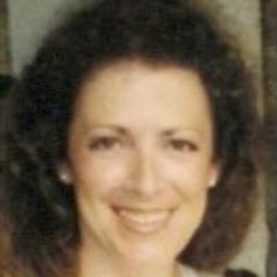 Profile Picture of Cathy Colbert (@CathySignlady) on Twitter
