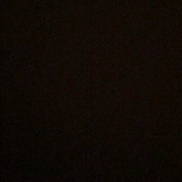 Profile Picture of Jocelyn Arango (@jocelyn1234128) on Poshmark