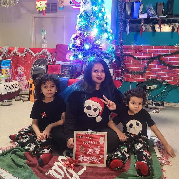 Alma Colomer - Poshmark Profile Picture of Alma Colomer (@acolomer13014) on Poshmark