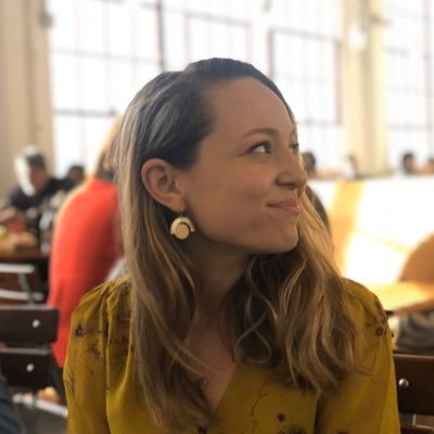 Profile Picture of Mollie Javerbaum (@molljavy) on Twitter