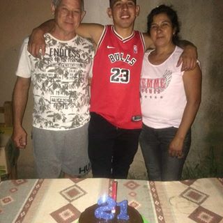 Profile Picture of Sebastian Arce (Yoni Siempre Presente) (@sebastian.natanael.9) on Facebook